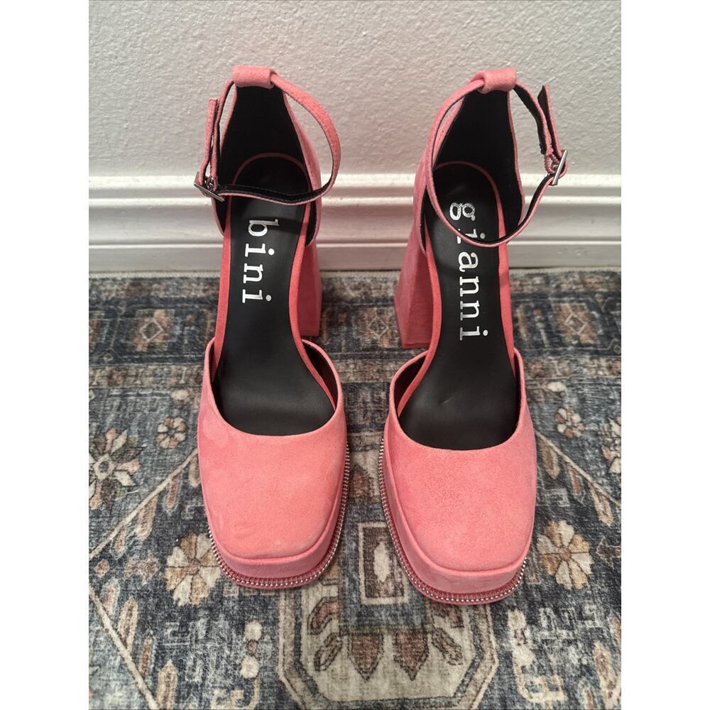 Gianni Bini Pink Platform Heels